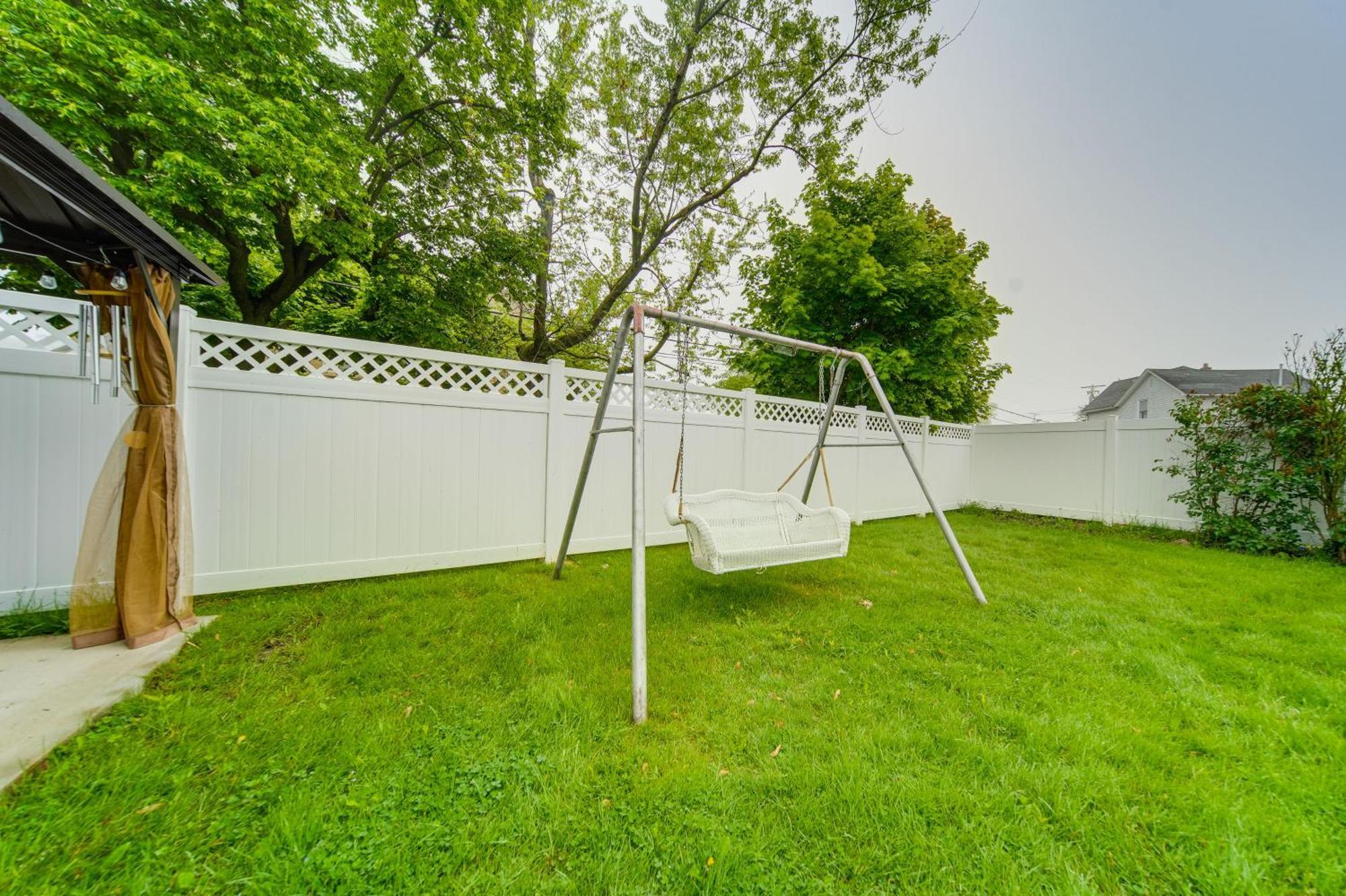 Lake Erie Vacation Home 1 Block To Bridge Street Ashtabula Dış mekan fotoğraf